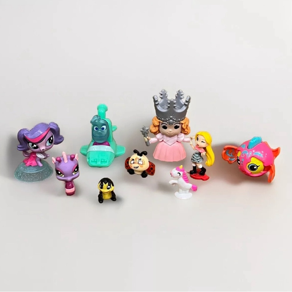 Littlest Pet Shop (LPS), Zoobles Fish, Kinder, Glinda Wizard of Oz, Elemental,
